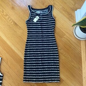 Max studio sleeveless striped dress